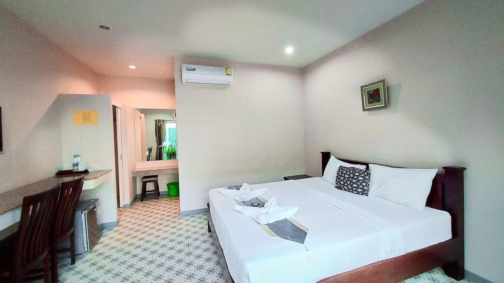 Baanloksouylokchay Hotel Hua Hin Room photo